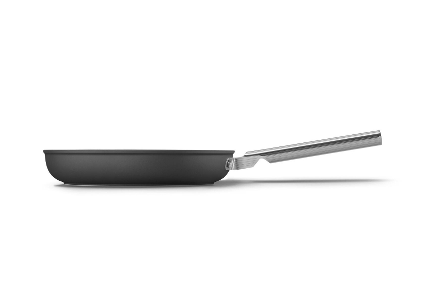 Smeg Cookware